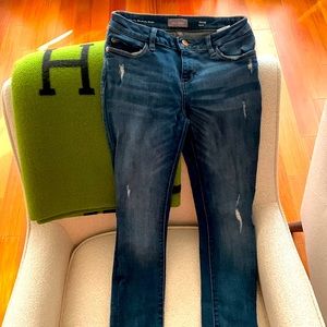 DL1961 Size 12 Chloe Skinny